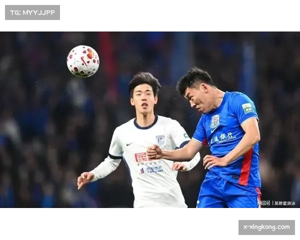 申花防守体系延续，马纳法金顺凯朱辰杰搭档四后卫